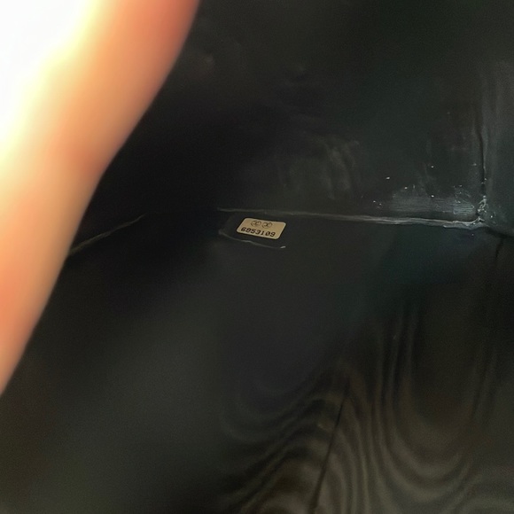 ๐๐HOST PICK๐๐ gorgeous Chanel Wallet black caviar skin - Picture 8 of 12